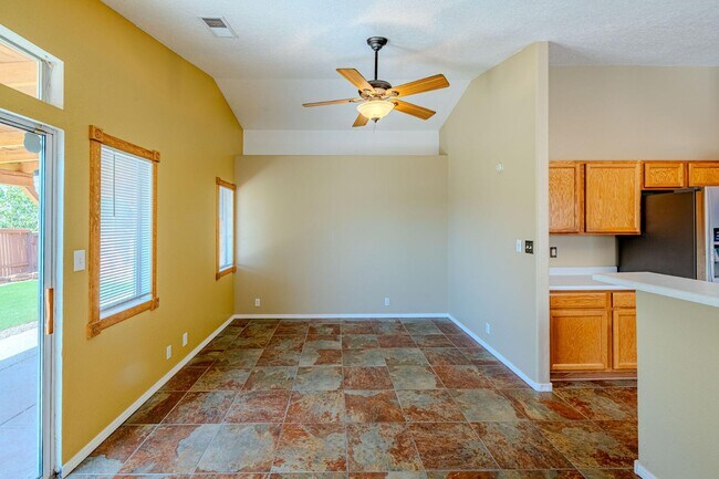 Building Photo - 4720 Shepherd Ct NE