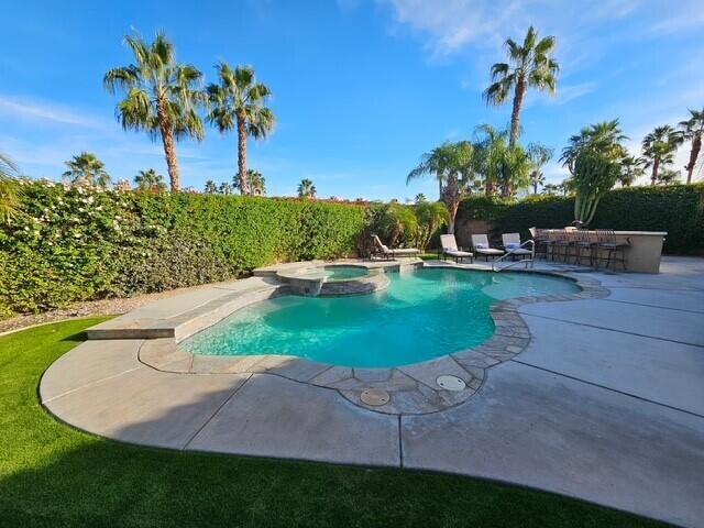 Building Photo - 52320 Silver Star Trail