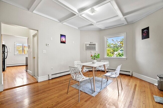 Building Photo - 87 Broad St