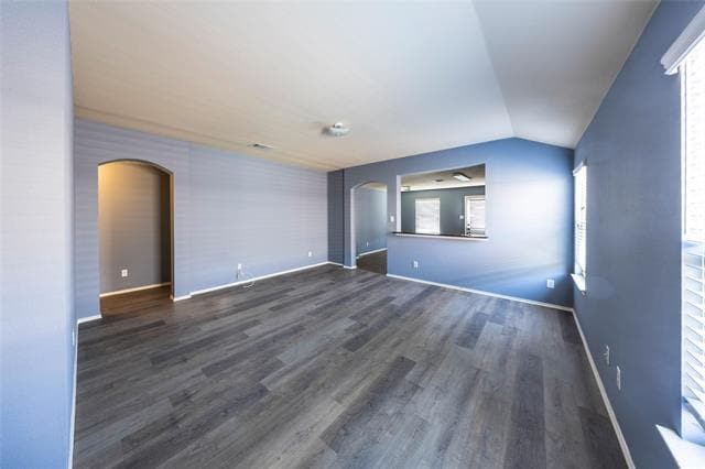 Building Photo - 1203 Rainer Dr