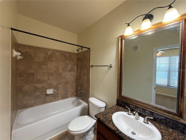 Building Photo - 902 Charo Pkwy