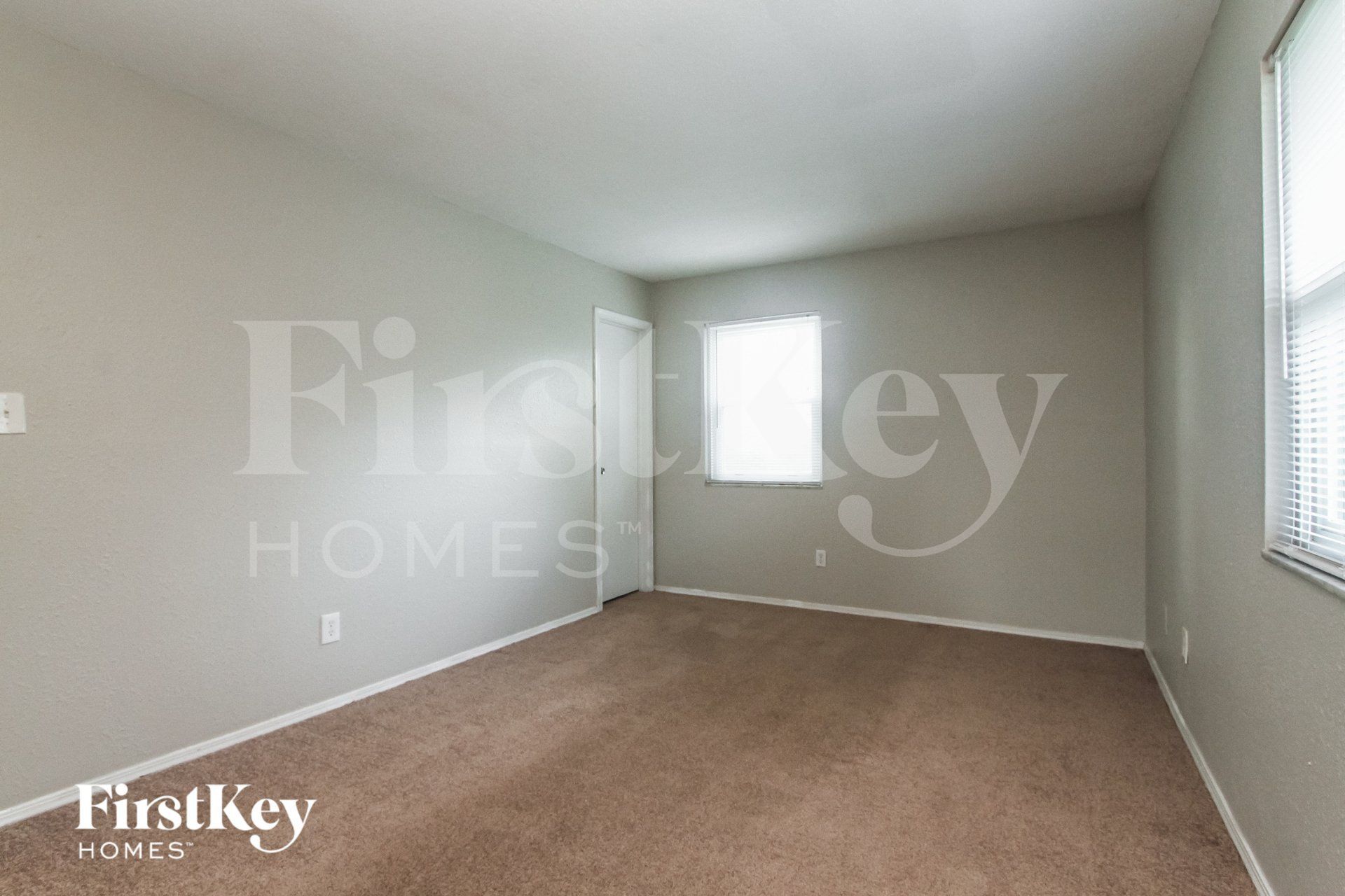 Building Photo - 9630 Pepperidge Dr