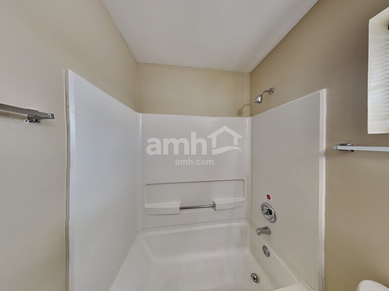 Building Photo - 3107 Arborsedge Dr