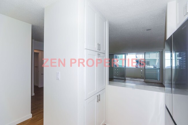 Building Photo - a 2 bedroom, 1.5 bath condo for rent at Ka...