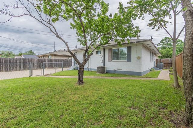 Building Photo - 1049 Custer Rd
