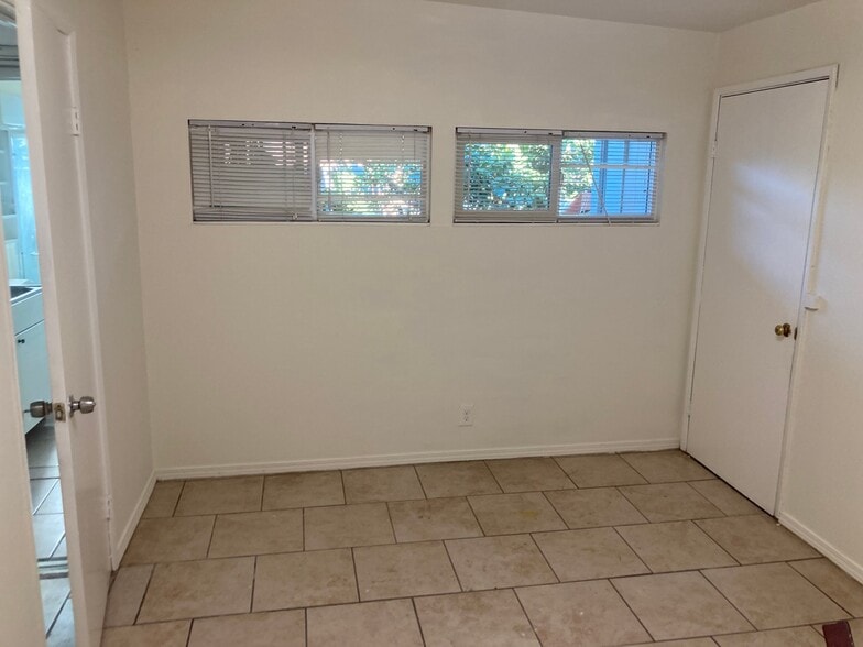 Building Photo - 7061 Fillmore Dr