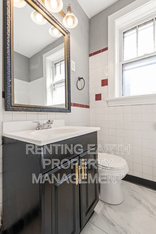 Building Photo - 3868 Meramec St