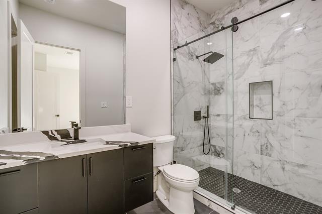 Building Photo - 6301 Tiffany Oaks Ln