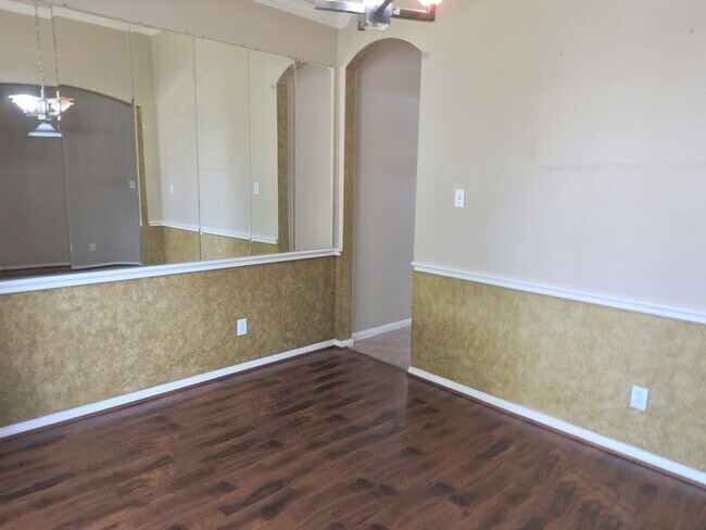 Building Photo - 5443 Santa Chase Ln