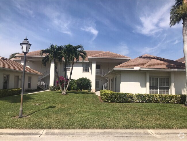 Building Photo - 8371 Grand Palm Dr