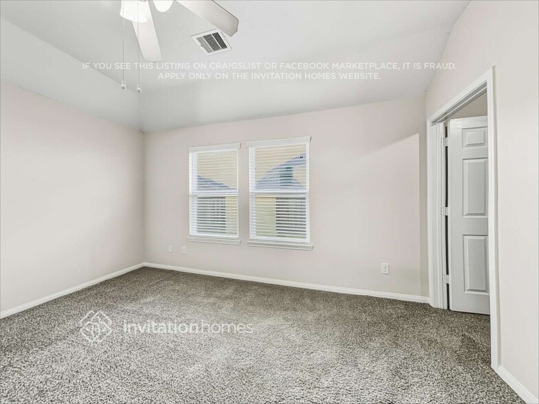 Building Photo - 5907 Deep S Dr