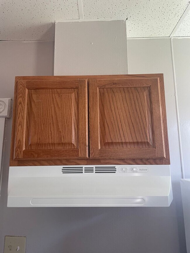 Building Photo - 2219 5th Ave S