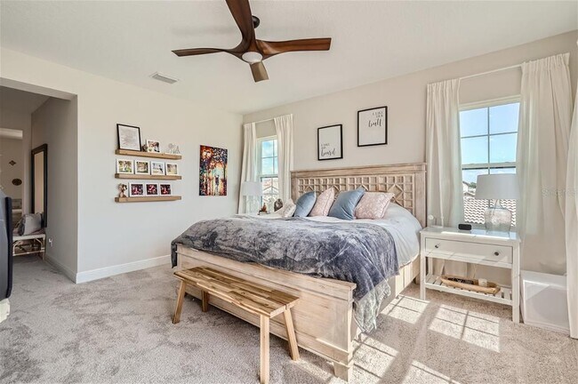 Building Photo - 10905 Rustic Timber Lp