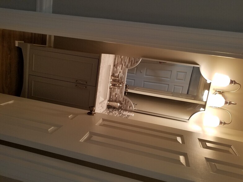 Building Photo - 31 Sally Ann Pl