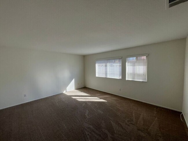 Building Photo - 11158 Picard Pl