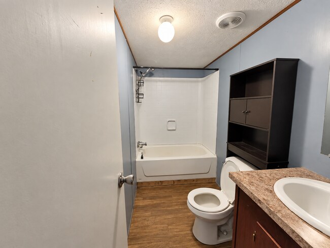 Building Photo - 102 Bakersby Ct
