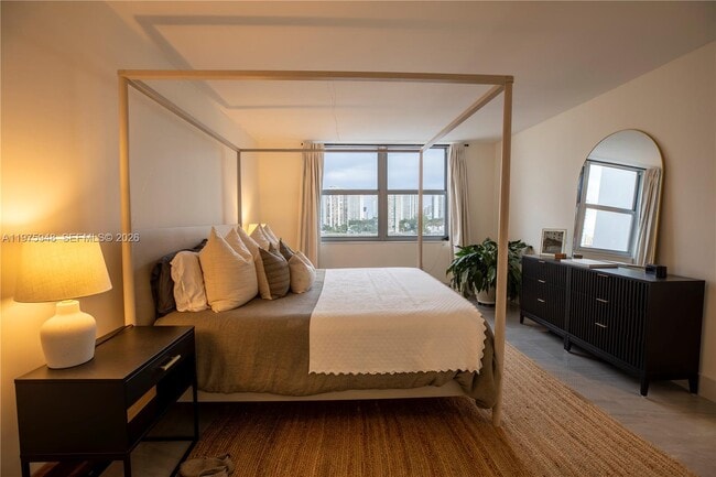 Building Photo - 2750 NE 183rd St