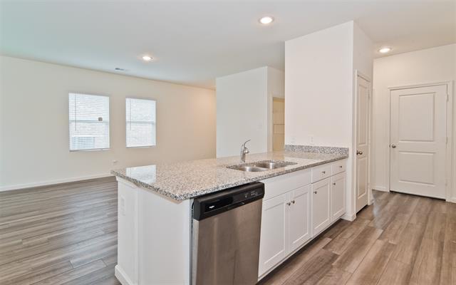 Building Photo - 1637 Shadow Hawk Dr
