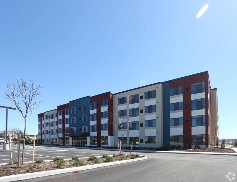 Nexus Apartments 900 Luxor Ln Norristown PA 19401 Apartment Finder