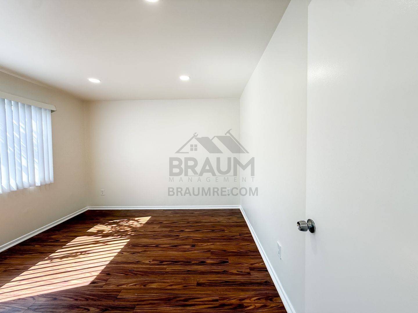 Building Photo - 5611 Fulcher Ave