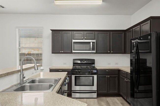 Building Photo - 1300 Estival Dr