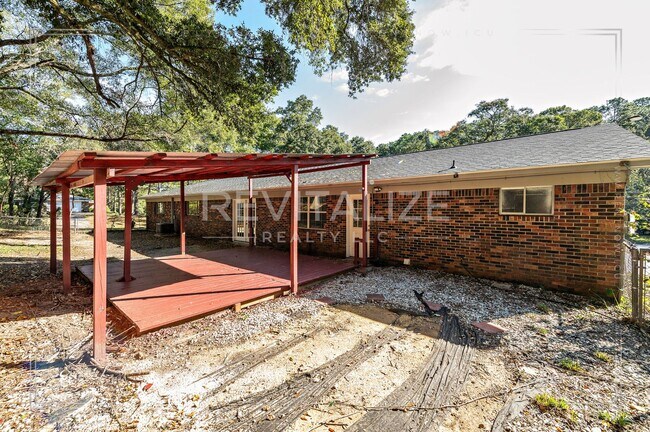 Building Photo - FREE DECEMBER RENT + HALF-DEPOSIT SPECIAL! Spacious 4-Bed 2-Bath Brick Home in West Mobile