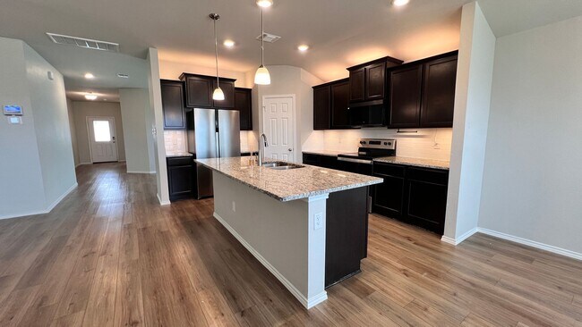 Building Photo - Four Bedroom in Harker Heights with a Flex...