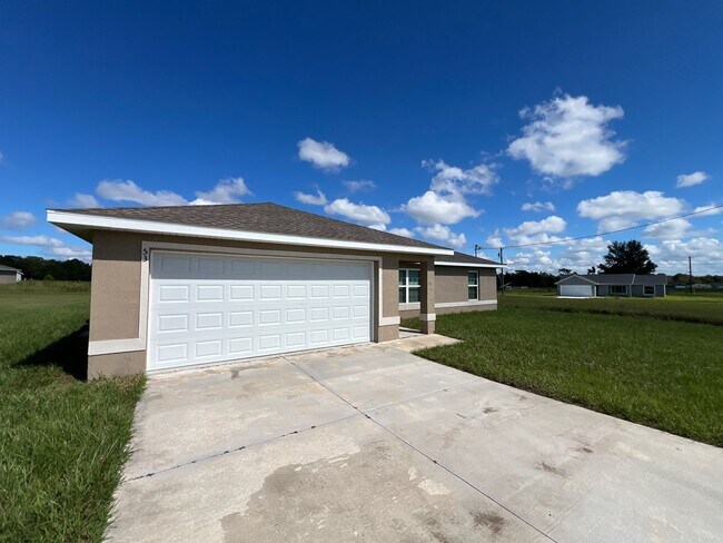 Building Photo - AMAZING 3 BD/2BA Home in Beautiful Ocala!!!