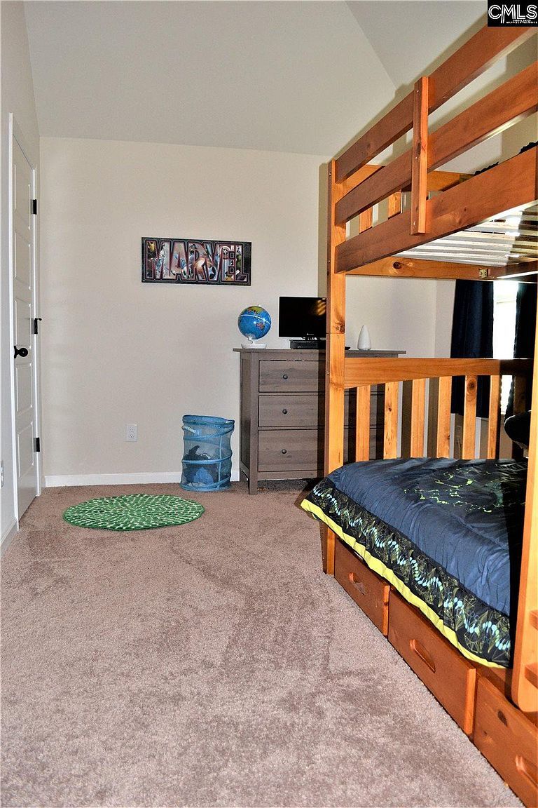 Building Photo - 304 White Oleander Dr