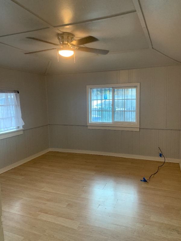 Building Photo - 1129 Magnolia Ave