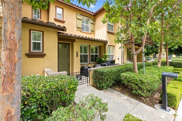 Building Photo - 122 Coral Rose