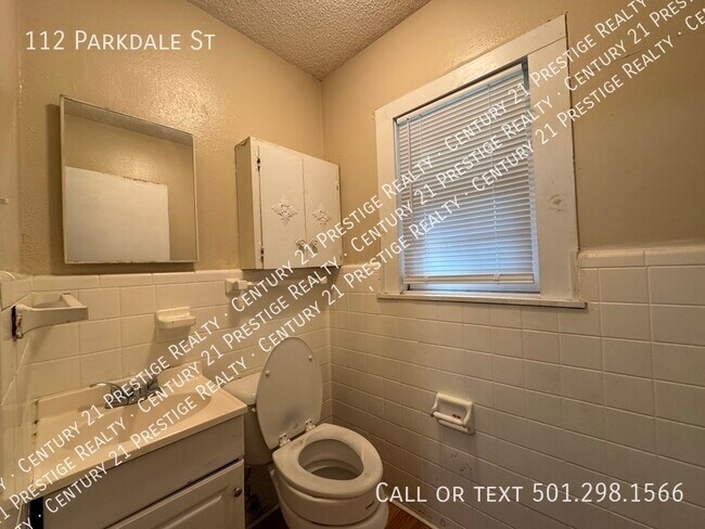 Building Photo - 112 Parkdale St