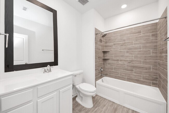 Building Photo - 17770 Misty Brk Ln