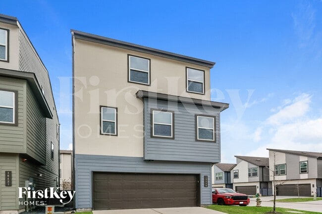 Building Photo - 18435 Idyllic Aly