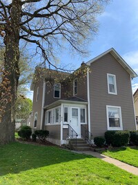 Building Photo - 412 Park St