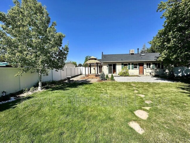 Building Photo - 7179 S 2825 E