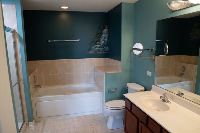 Building Photo - 24130 Walnut Cir