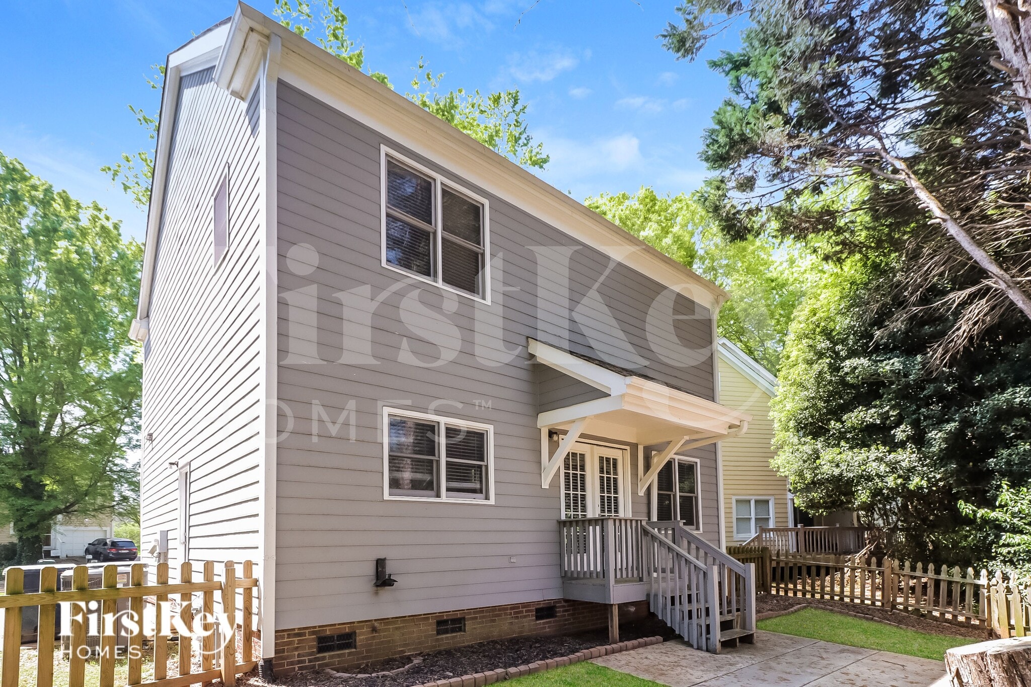 Building Photo - 9423 Holly Bend Ln