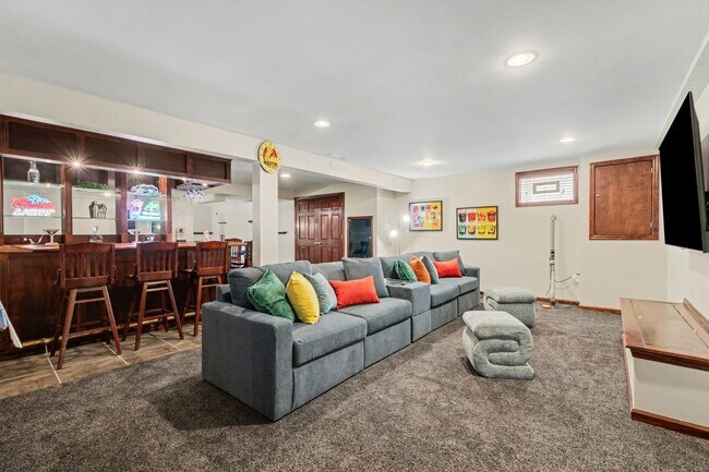 Building Photo - Spacious Batavia Retreat with Indoor Pool!