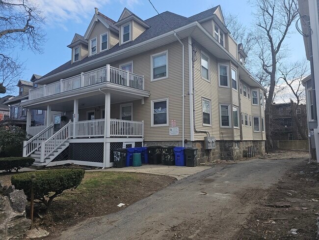 Building Photo - 161 Townsend St