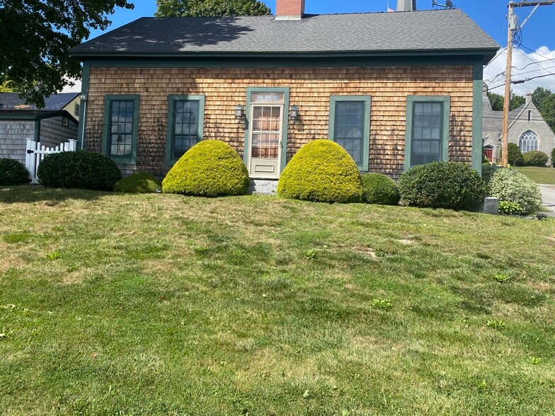 Primary Photo - 4 Temple St
