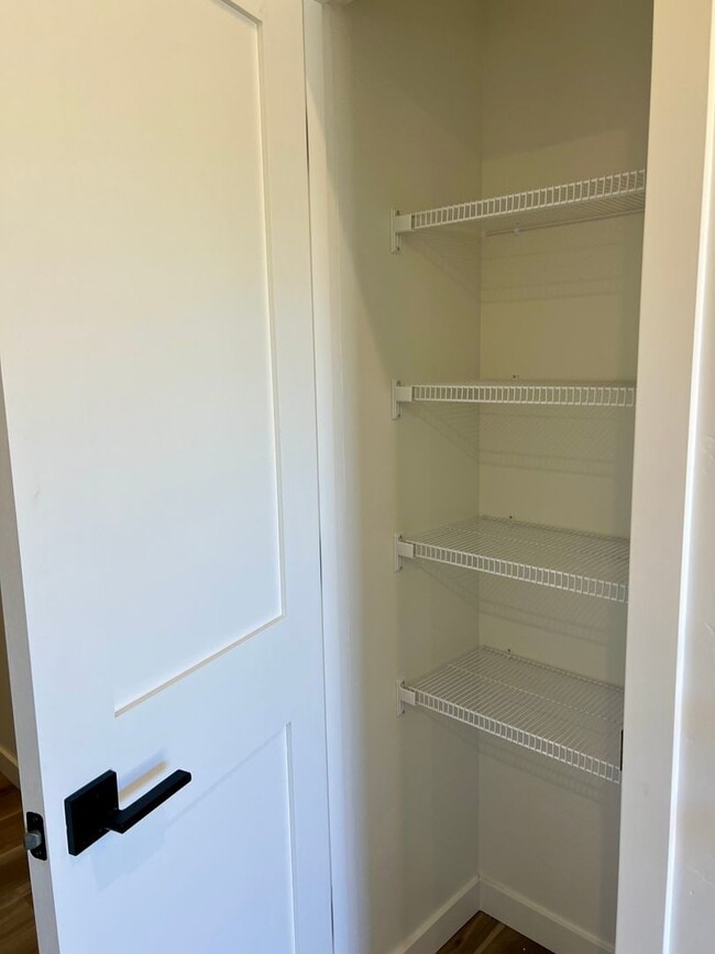 Building Photo - Newly Built! 1 Bed, 1 Bath Home with a fully fenced Yard!