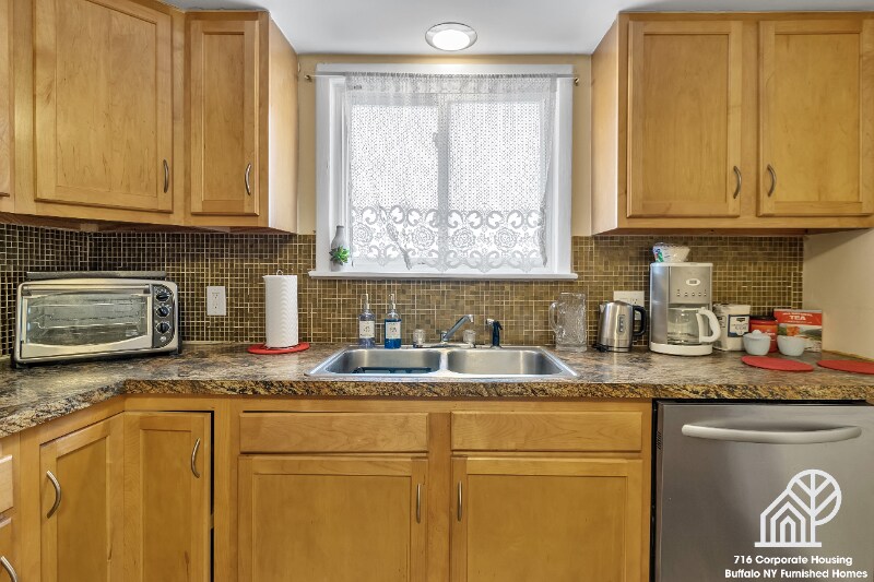 Building Photo - 28 Poinciana Pkwy