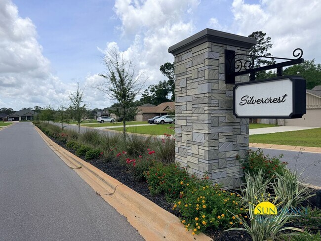 Building Photo - Beautiful 4-Bedroom Home in Quiet Crestview Cul-de-Sac!
