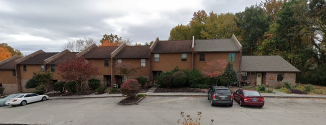 Building Photo - 2909 La Villas Dr