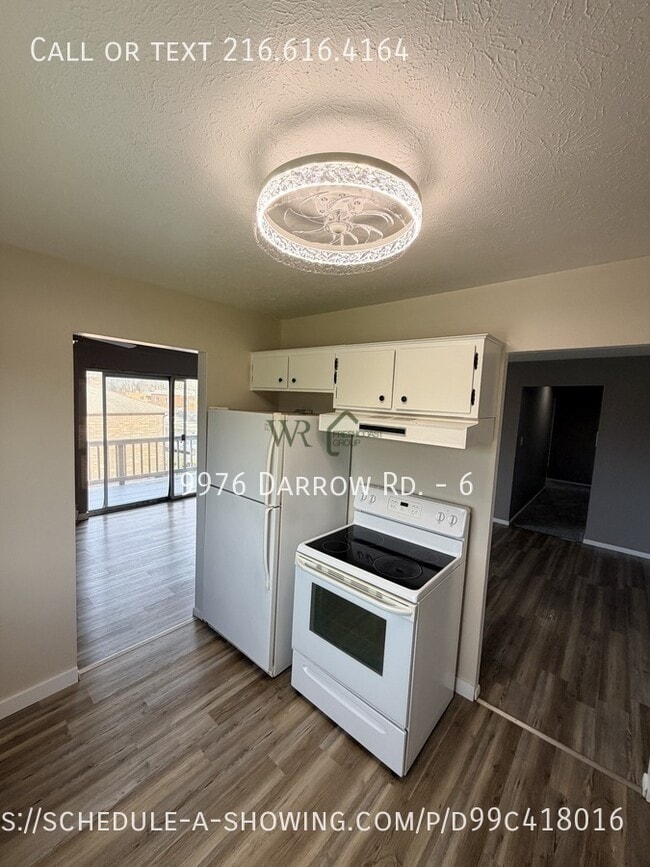 Building Photo - 9976 Darrow Rd