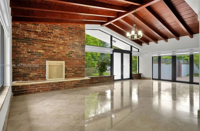 Building Photo - 6820 SW 86th Ave