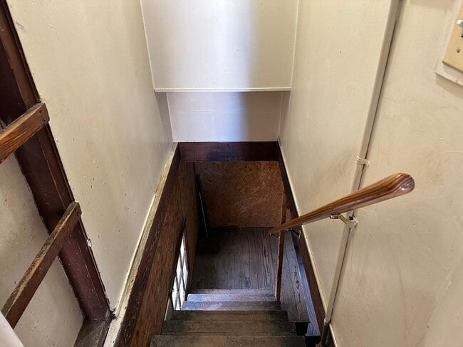 Building Photo - 45 Randlett St