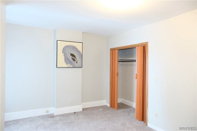 Building Photo - 82 Fargo Ave