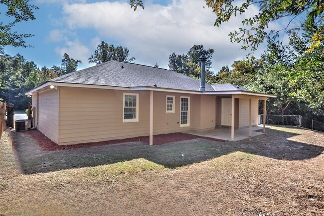 Building Photo - 5147 Kingsberry St